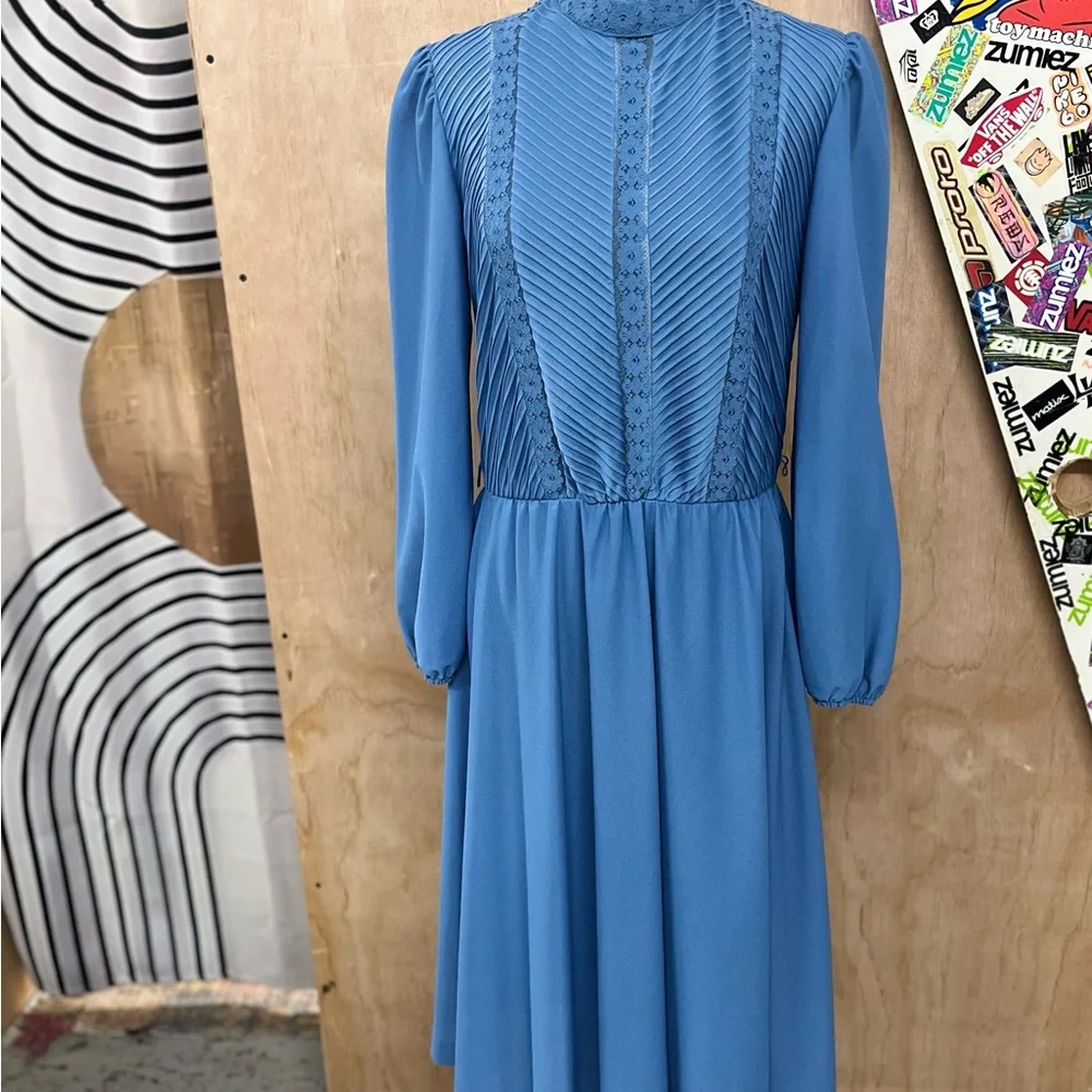 Vintage 1960-70’s Elegant Blue front lace formal Dress. - Picture 2 of 14